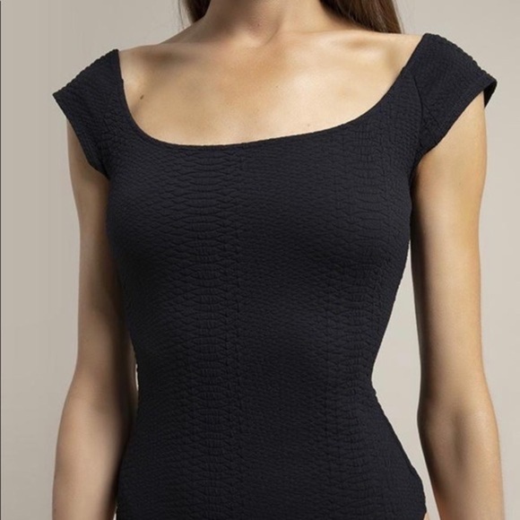 NWT CARBON38 ONA Dance Leotard Barbie Pink Python Cap Sleeve Thong Bodysuit M - Picture 2 of 8